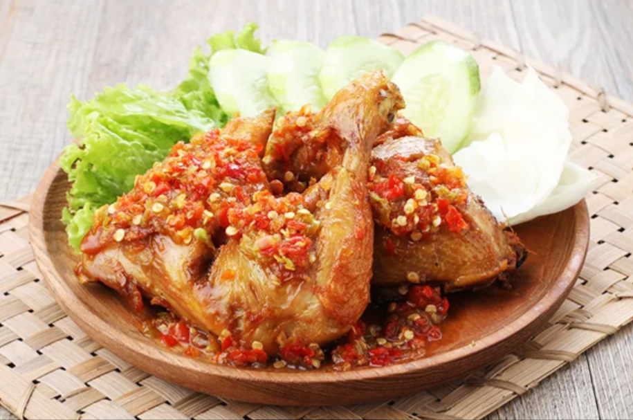 Rahasia Sambal Ayam Penyet Yang Meledak Di Lidah