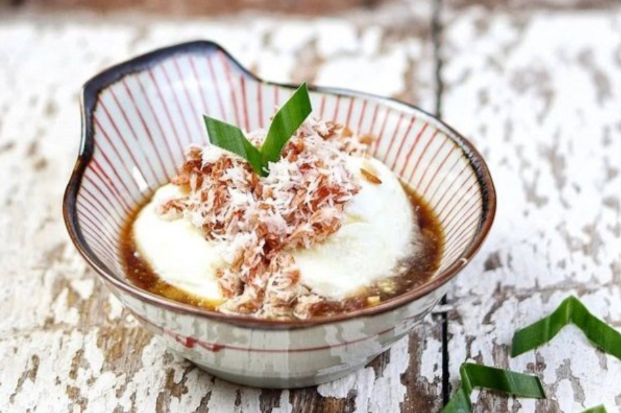 Cemilan Jadul Yang Selalu Bikin Rindu Ampiang Dadiah